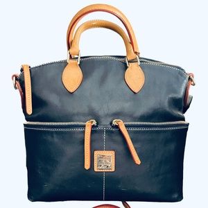 DOONEY & BOURKE Vintage Double Pocket Dillen Bag - EUC